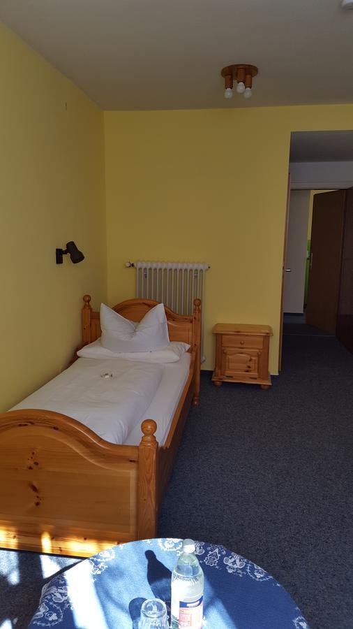 Hôtel Schwarzwaldgasthof Baren à Titisee-Neustadt Extérieur photo