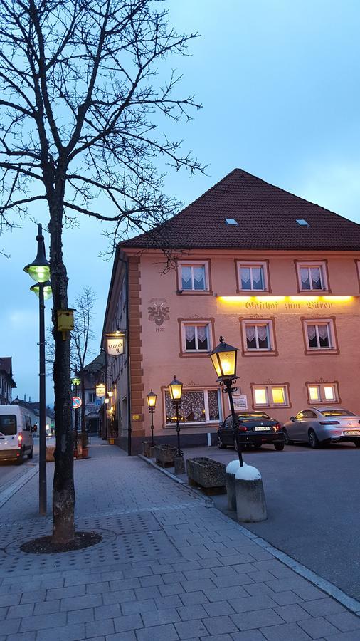 Hôtel Schwarzwaldgasthof Baren à Titisee-Neustadt Extérieur photo
